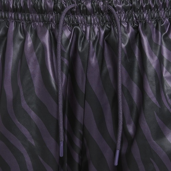 Nike Plus Zebra Purple black Windbreaker Pant women’s 2X street new with tags - Picture 9 of 11